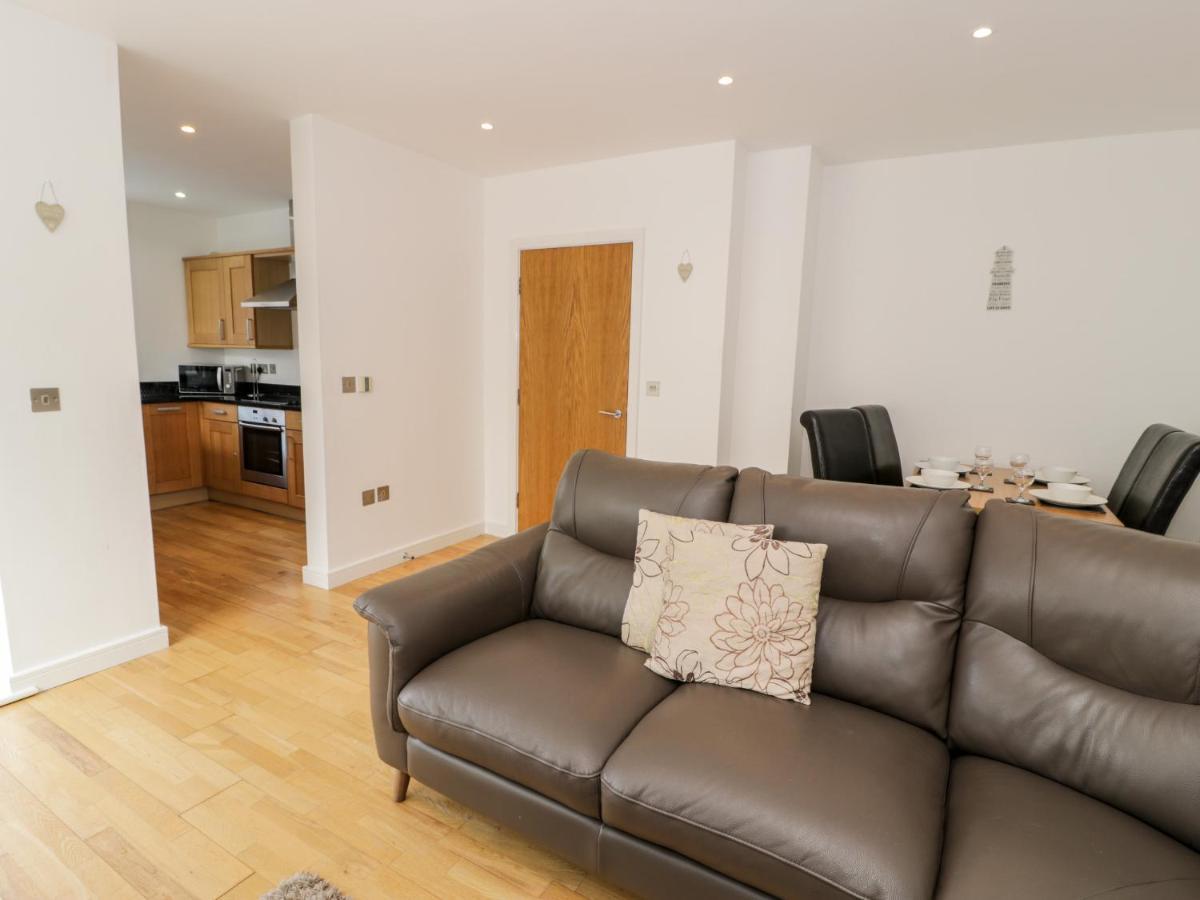 Tides Apartment Benllech Bagian luar foto